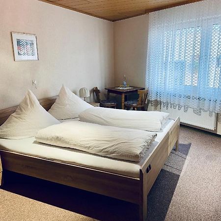 Hotel Pension Balthasar Mueden Bagian luar foto