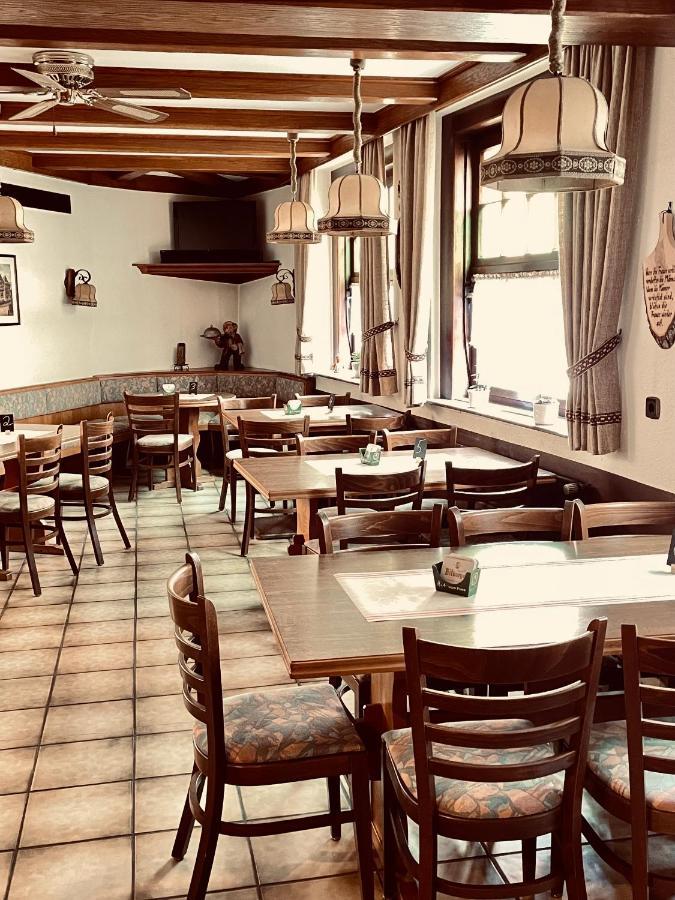 Hotel Pension Balthasar Mueden Bagian luar foto